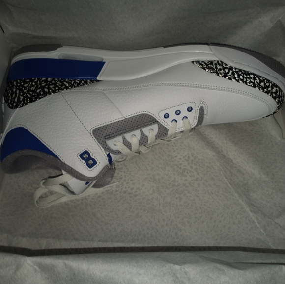 Jordan retro 3 Racer Blue - Picture 2 of 9